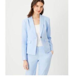 Light Blue NWT Women's Blazer Size 8